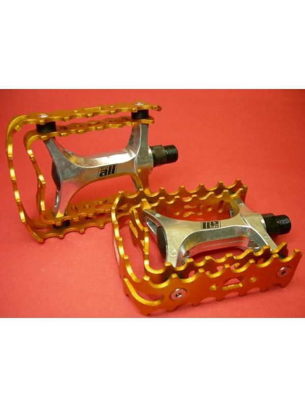 TRY ALL PEDALS (GOLD)